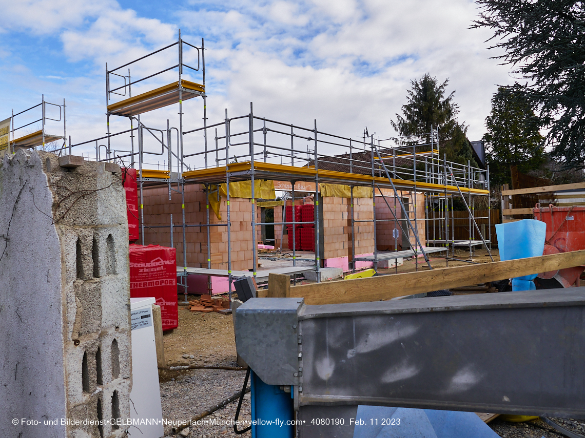 11.02.2023 - Baustelle Niederalmstraße 16 in Neuperlach